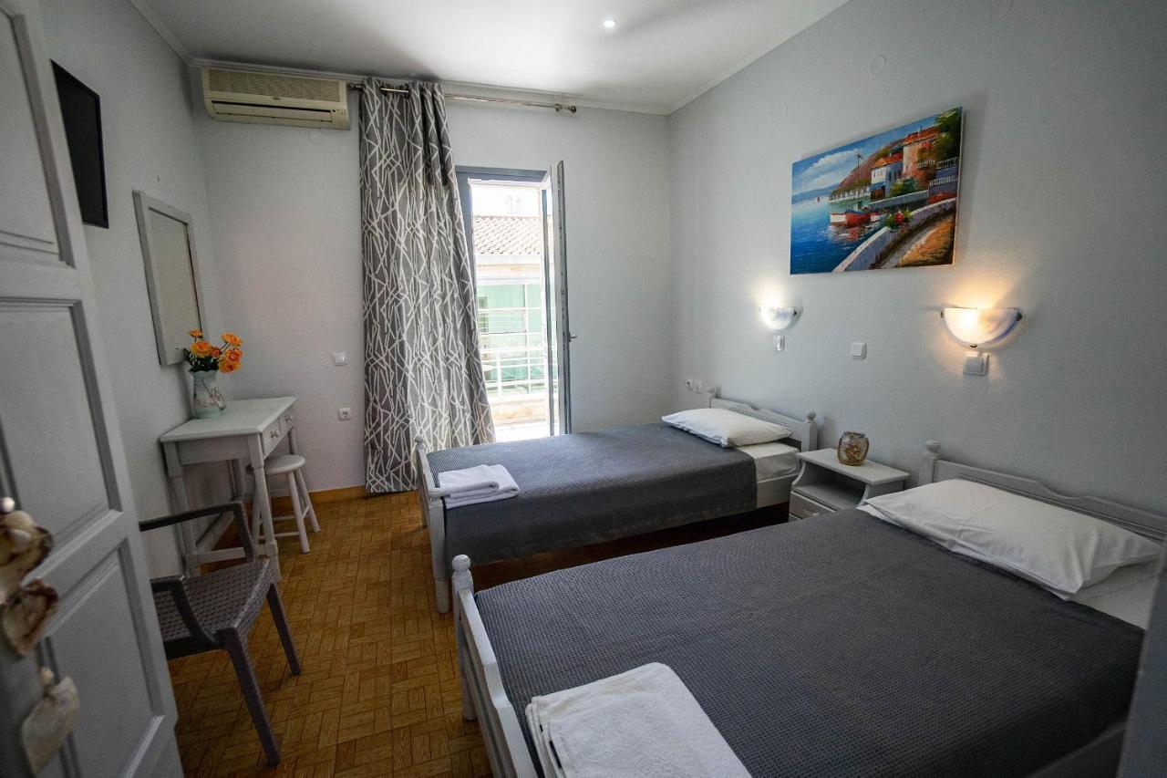Golden Dolphin Studios & Apartments Alykes  Chambre photo
