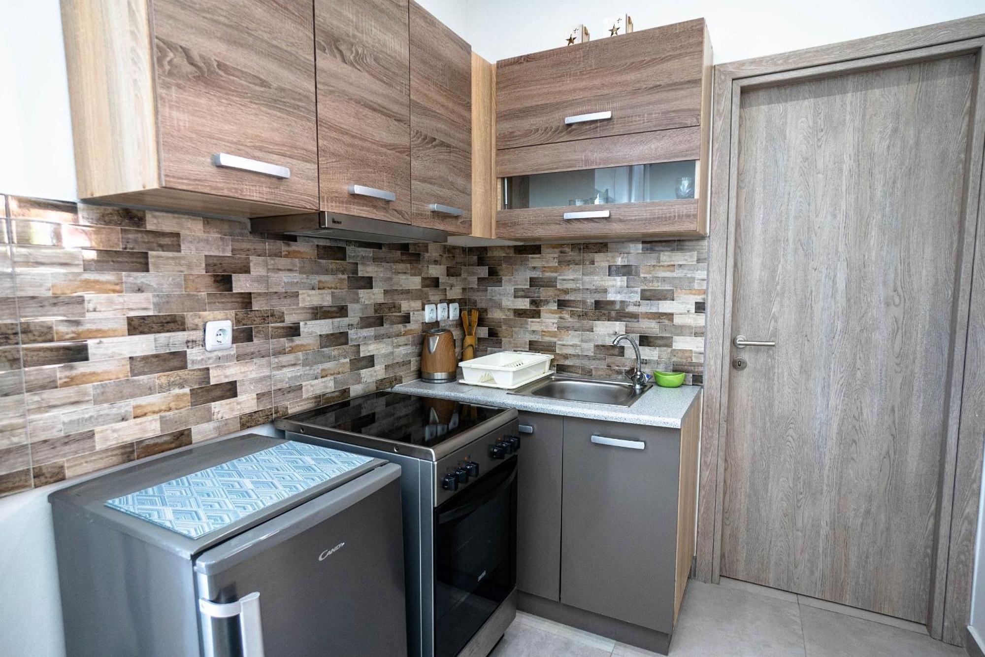 Golden Dolphin Studios & Apartments Alykes  Chambre photo
